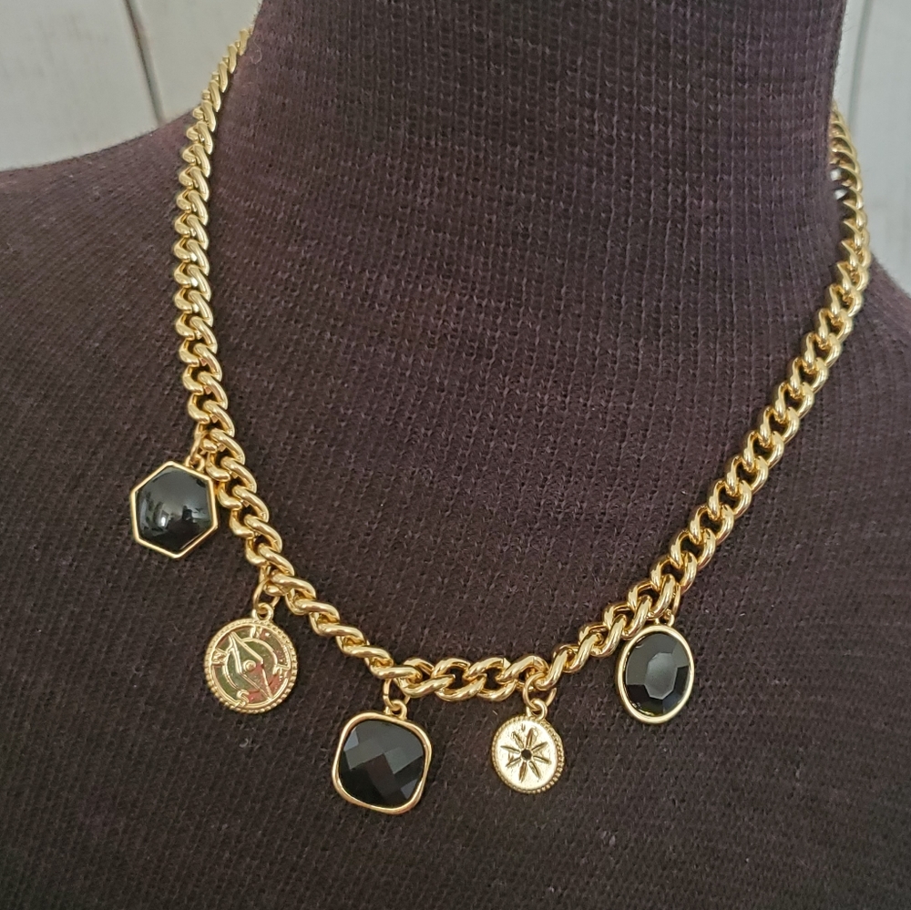 Time and Tru goldtone chain necklace with black onyx look and compass charm
